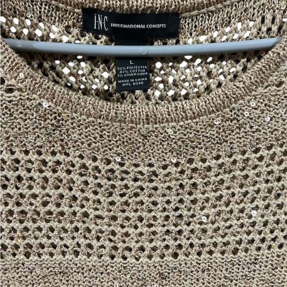 Gold Sequin Knitted Top - Unique & Glamorous ✨ INC, size Large - Picture 4 of 4